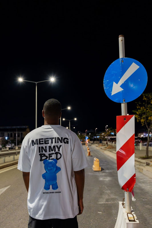 " MEETING IN MY BED " T- SHIRT WHITE