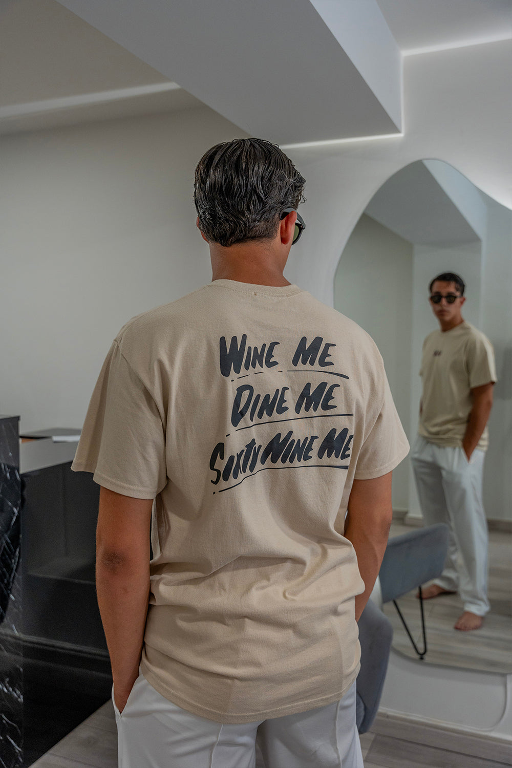 "WINE ME" T-SHIRT BEIGE